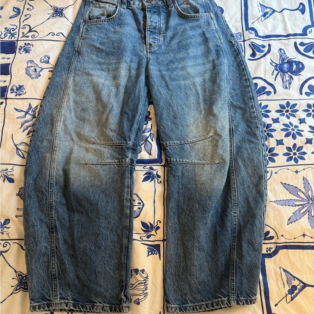 We The Free Blue Barrel Jeans Vintage Wash